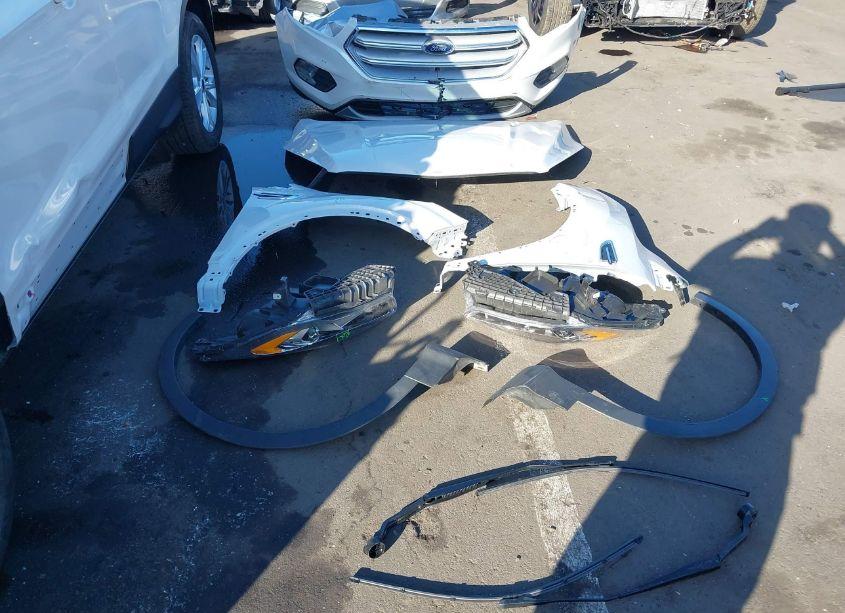 Photo 12 of 2018 Ford Escape SEL (VIN 1FMCU9HD1JUC40239)