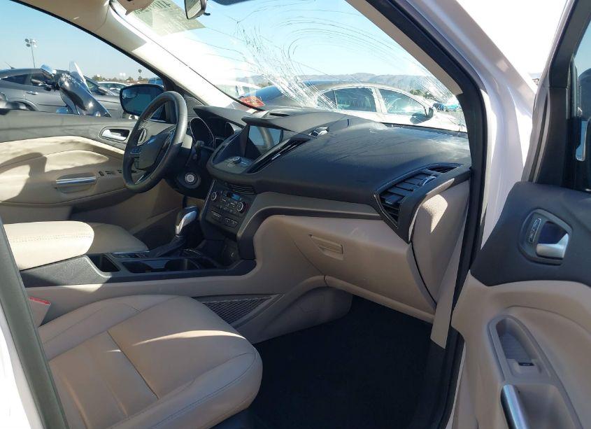 Photo 5 of 2018 Ford Escape SEL (VIN 1FMCU9HD1JUC40239)