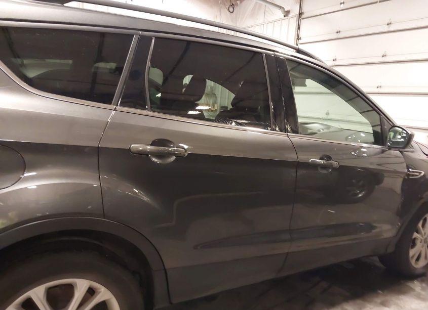 Photo 14 of 2018 Ford Escape SEL (VIN 1FMCU9HD1JUC86945)