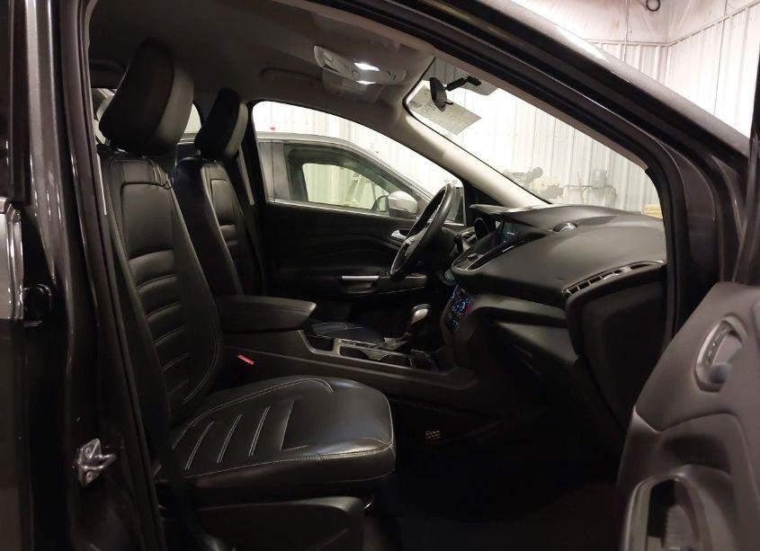 Photo 5 of 2018 Ford Escape SEL (VIN 1FMCU9HD1JUC86945)