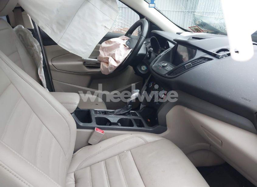 Photo 5 of 2018 Ford Escape SEL (VIN 1FMCU9HD1JUC99193)