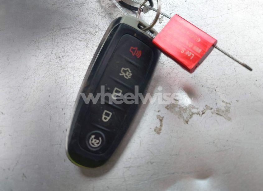 Photo 11 of 2019 Ford Escape SEL (VIN 1FMCU9HD1KUA00299)