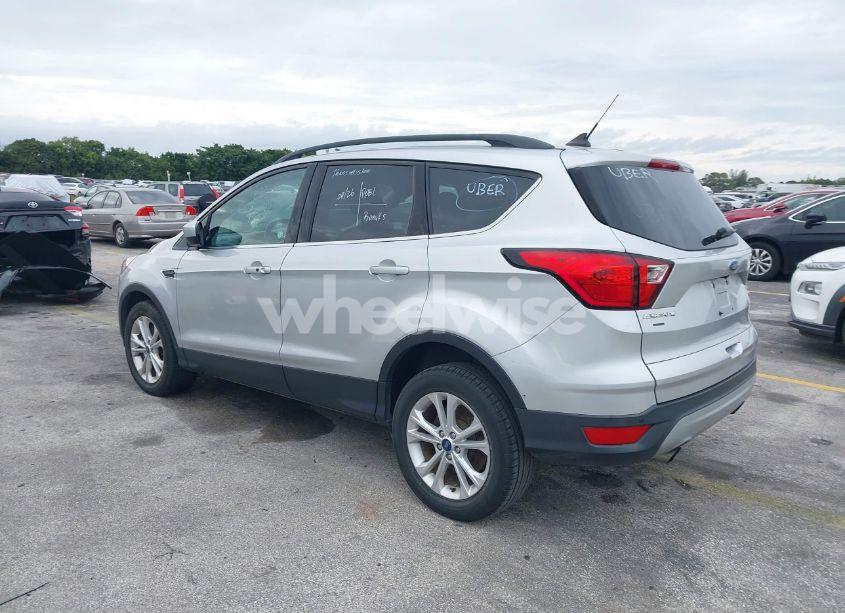 Photo 3 of 2019 Ford Escape SEL (VIN 1FMCU9HD1KUA00299)