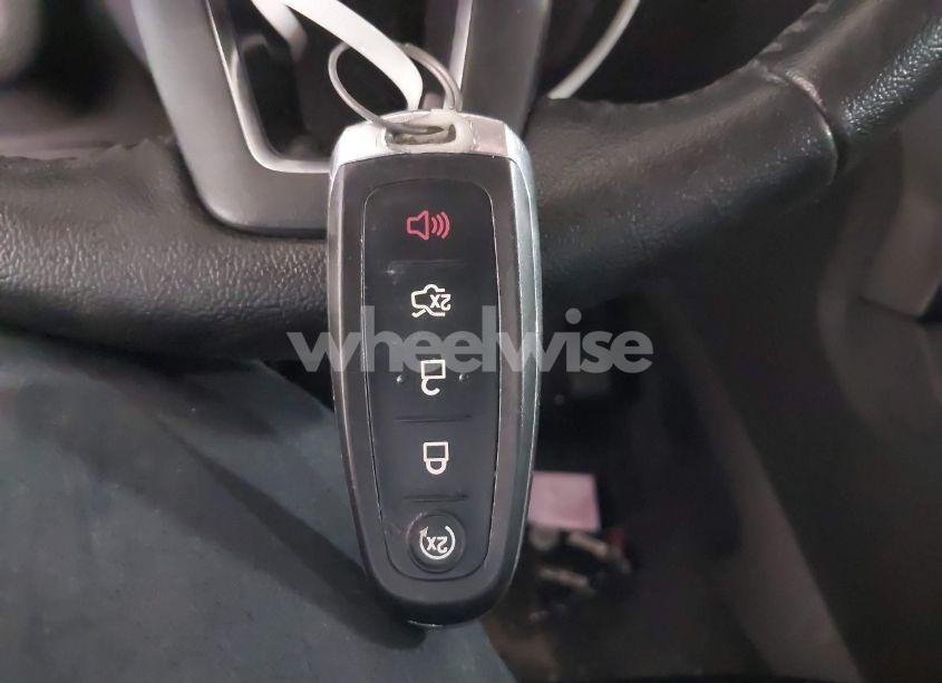 Photo 11 of 2019 Ford Escape SEL (VIN 1FMCU9HD1KUA43573)