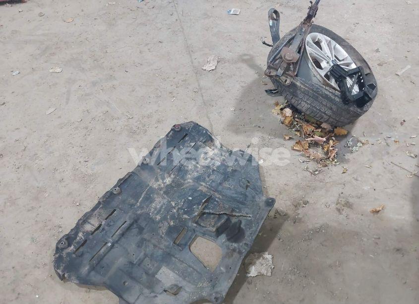 Photo 12 of 2019 Ford Escape SEL (VIN 1FMCU9HD1KUA43573)