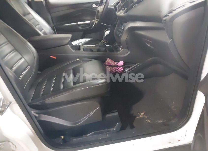 Photo 5 of 2019 Ford Escape SEL (VIN 1FMCU9HD1KUA43573)