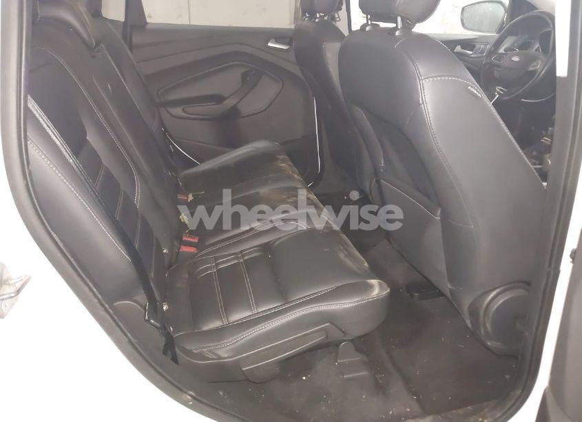 Photo 8 of 2019 Ford Escape SEL (VIN 1FMCU9HD1KUA43573)