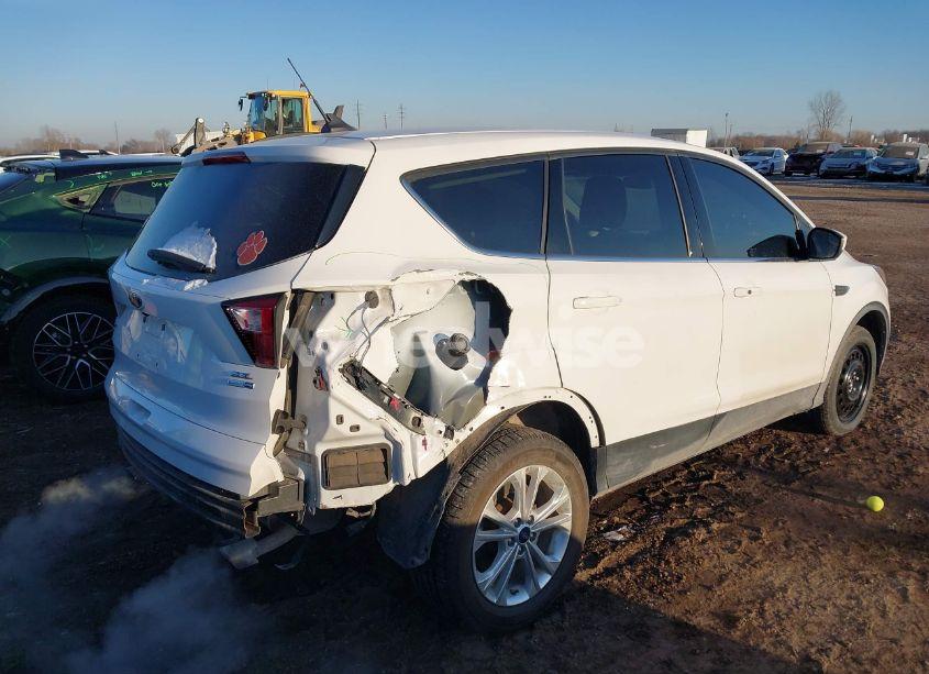 Photo 4 of 2019 Ford Escape SEL (VIN 1FMCU9HD1KUA52273)