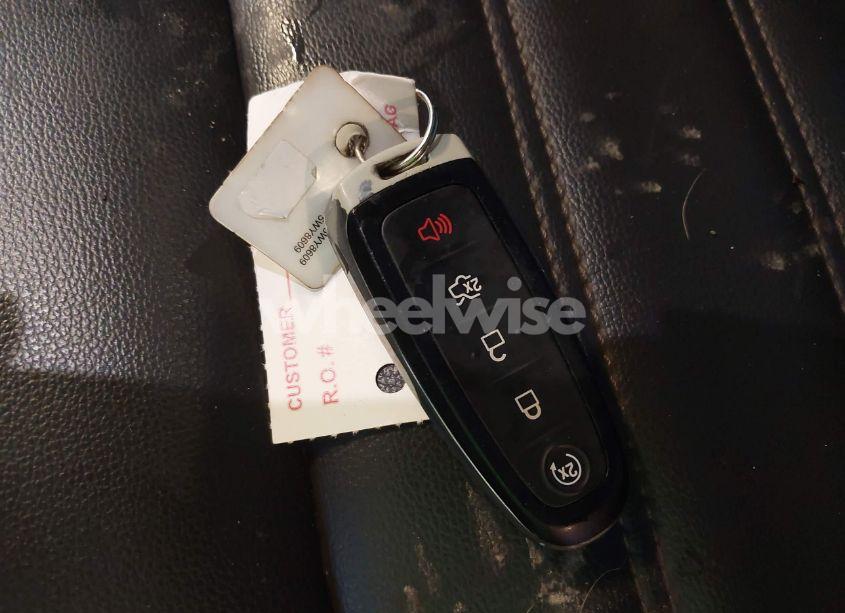 Photo 11 of 2019 Ford Escape SEL (VIN 1FMCU9HD1KUA52418)