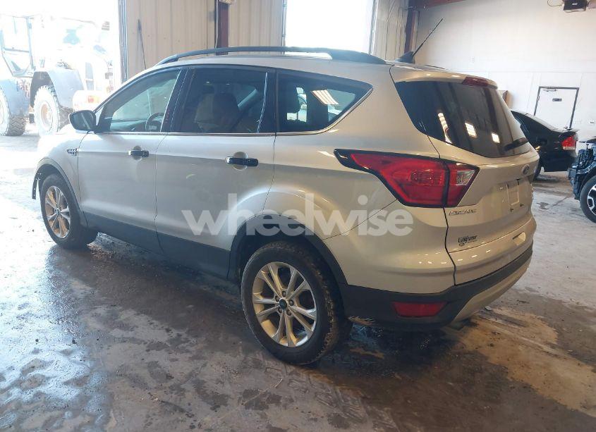 Photo 3 of 2019 Ford Escape SEL (VIN 1FMCU9HD1KUA52418)