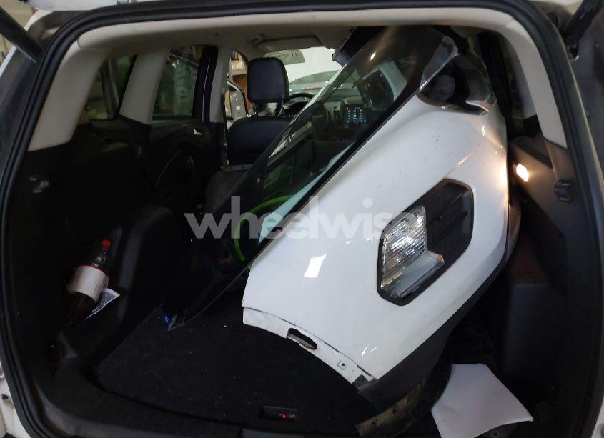 Photo 12 of 2019 Ford Escape SEL (VIN 1FMCU9HD1KUA93518)