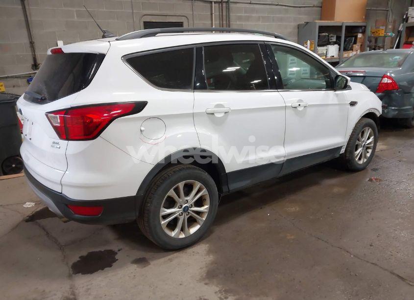 Photo 4 of 2019 Ford Escape SEL (VIN 1FMCU9HD1KUA93518)