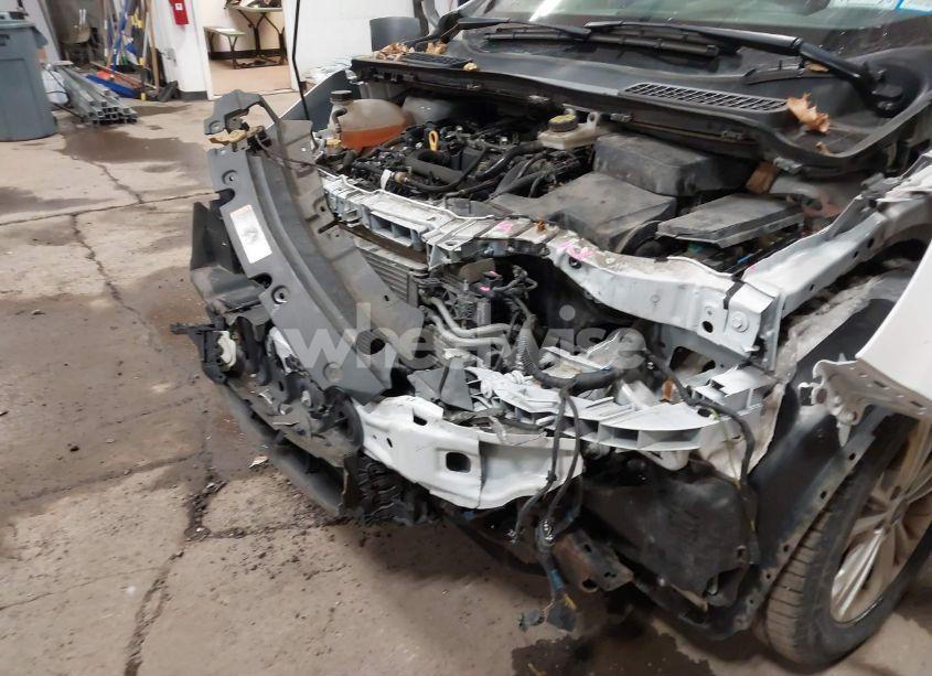 Photo 6 of 2019 Ford Escape SEL (VIN 1FMCU9HD1KUA93518)