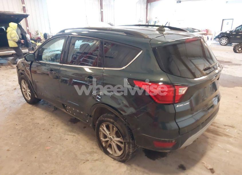 Photo 3 of 2019 Ford Escape SEL (VIN 1FMCU9HD1KUB25836)