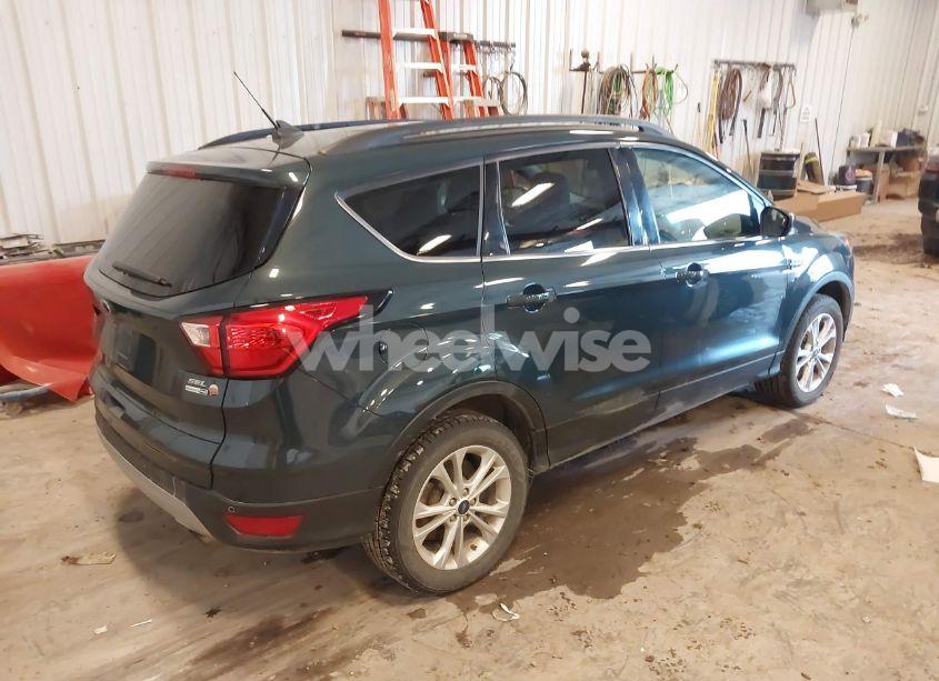 Photo 4 of 2019 Ford Escape SEL (VIN 1FMCU9HD1KUB25836)