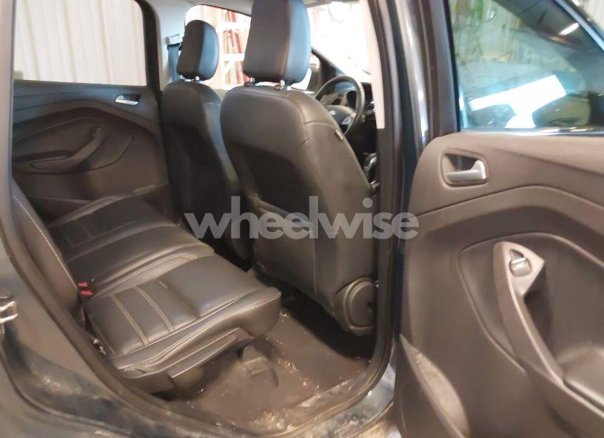 Photo 8 of 2019 Ford Escape SEL (VIN 1FMCU9HD1KUB25836)