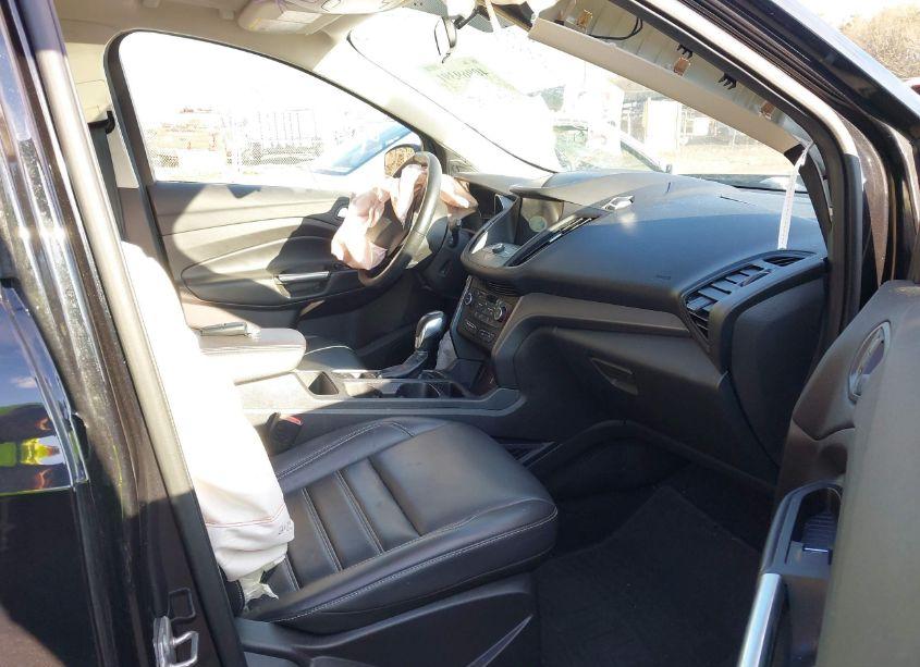 Photo 5 of 2019 Ford Escape SEL (VIN 1FMCU9HD1KUB41521)