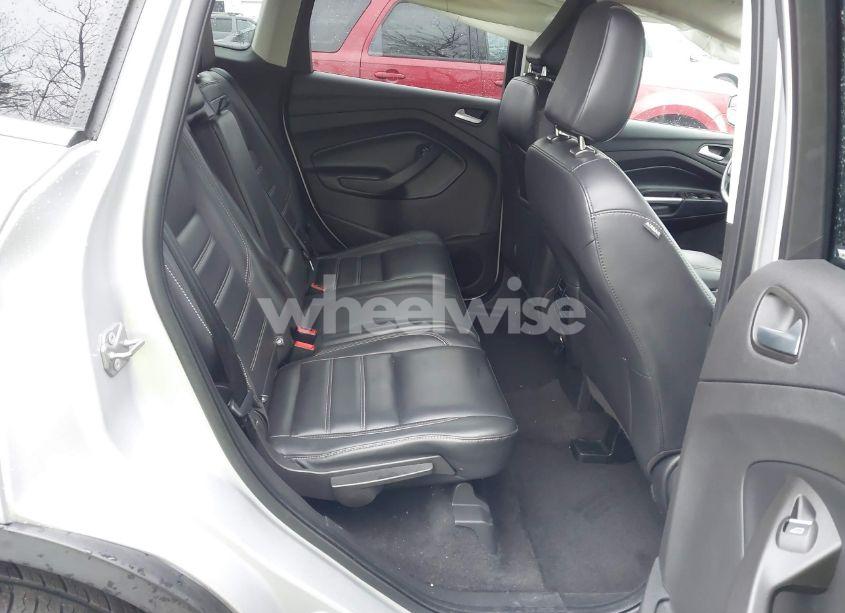 Photo 8 of 2019 Ford Escape SEL (VIN 1FMCU9HD1KUB42393)