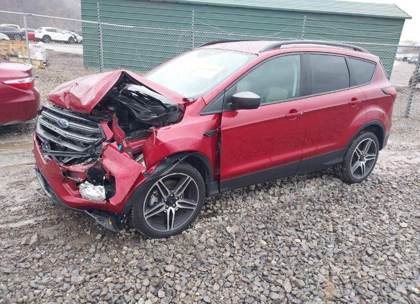 Photo 2 of 2019 Ford Escape SEL (VIN 1FMCU9HD1KUB51319)