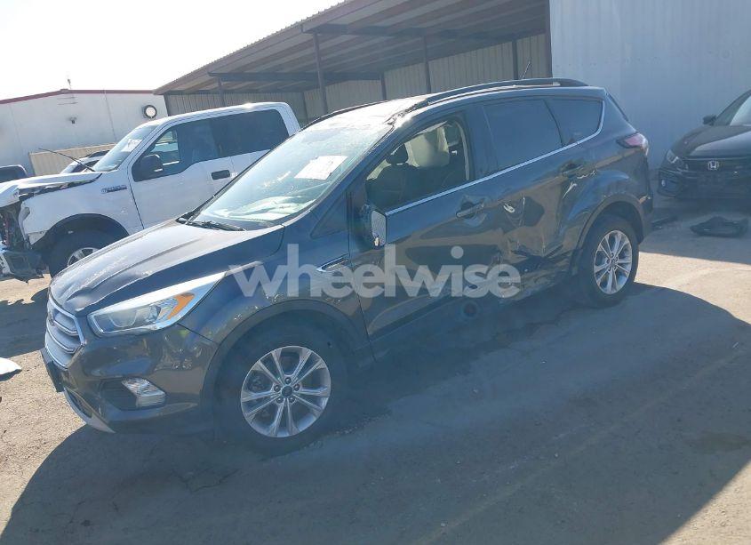 Photo 2 of 2018 Ford Escape SEL (VIN 1FMCU9HD2JUA67234)