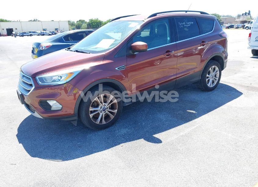 Photo 2 of 2018 Ford Escape SEL (VIN 1FMCU9HD2JUC66686)