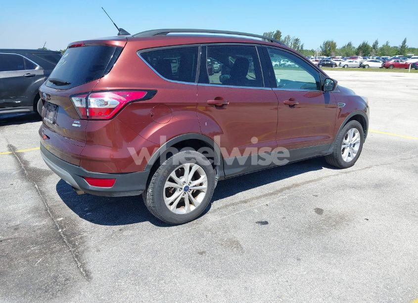 Photo 4 of 2018 Ford Escape SEL (VIN 1FMCU9HD2JUC66686)