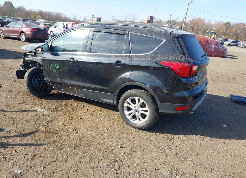 Photo 3 of 2019 Ford Escape SEL (VIN 1FMCU9HD2KUA08976)
