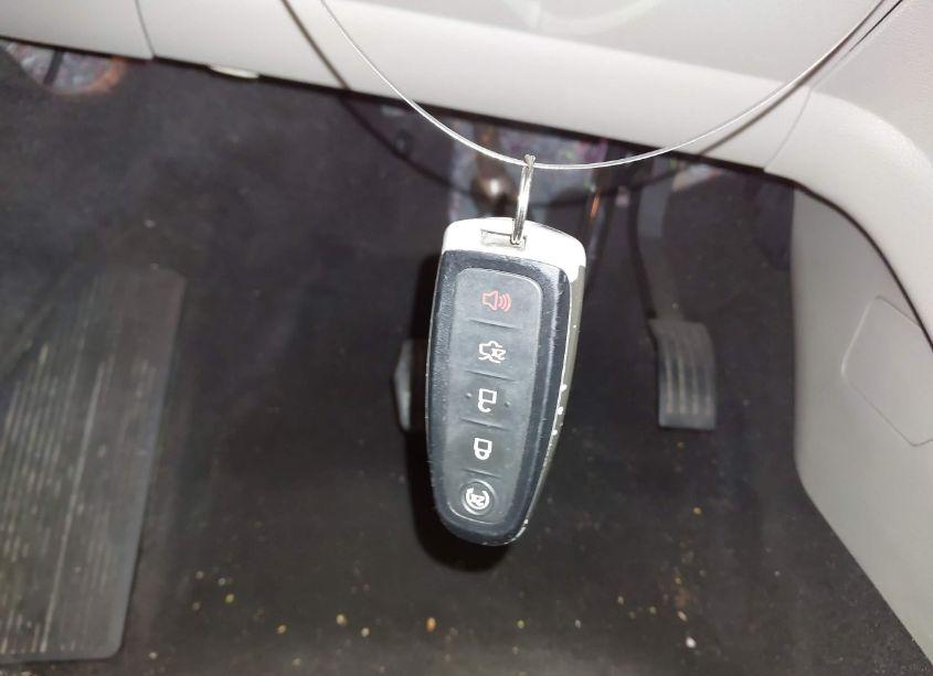 Photo 11 of 2019 Ford Escape SEL (VIN 1FMCU9HD2KUA61774)