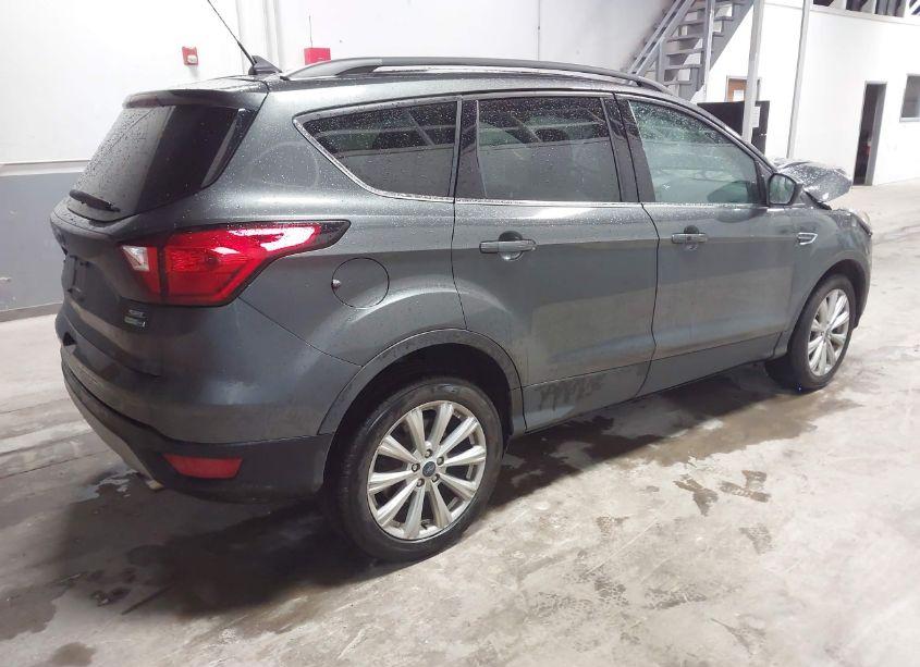 Photo 4 of 2019 Ford Escape SEL (VIN 1FMCU9HD2KUA61774)