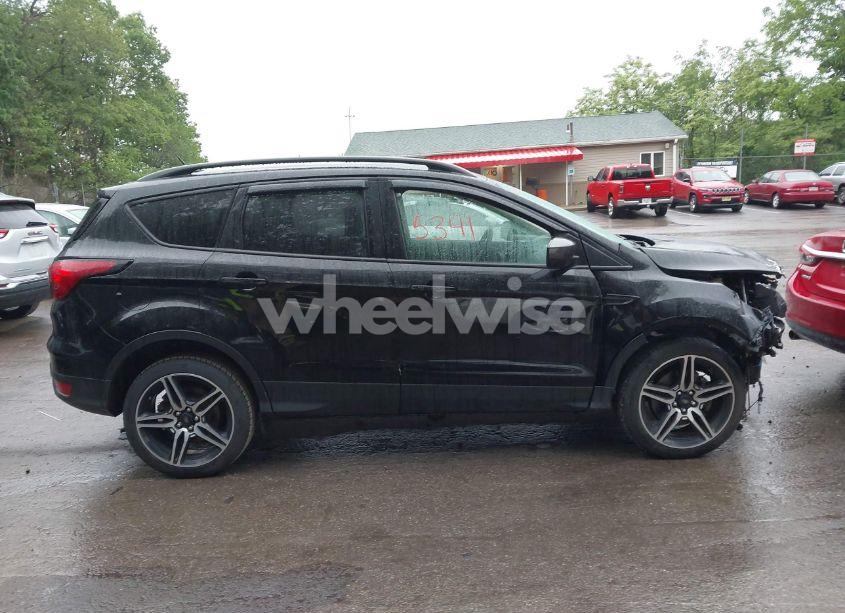 Photo 13 of 2019 Ford Escape SEL (VIN 1FMCU9HD2KUA94855)