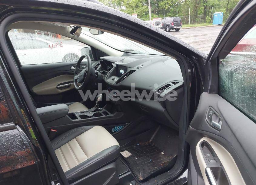 Photo 5 of 2019 Ford Escape SEL (VIN 1FMCU9HD2KUA94855)