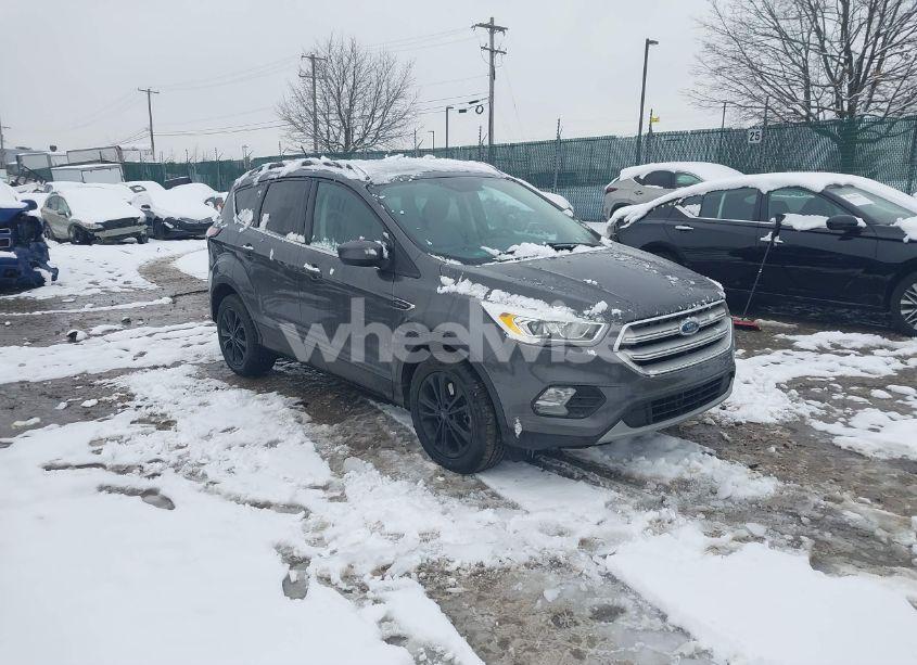 2018 Ford Escape SEL (VIN 1FMCU9HD3JUA33044) main photo