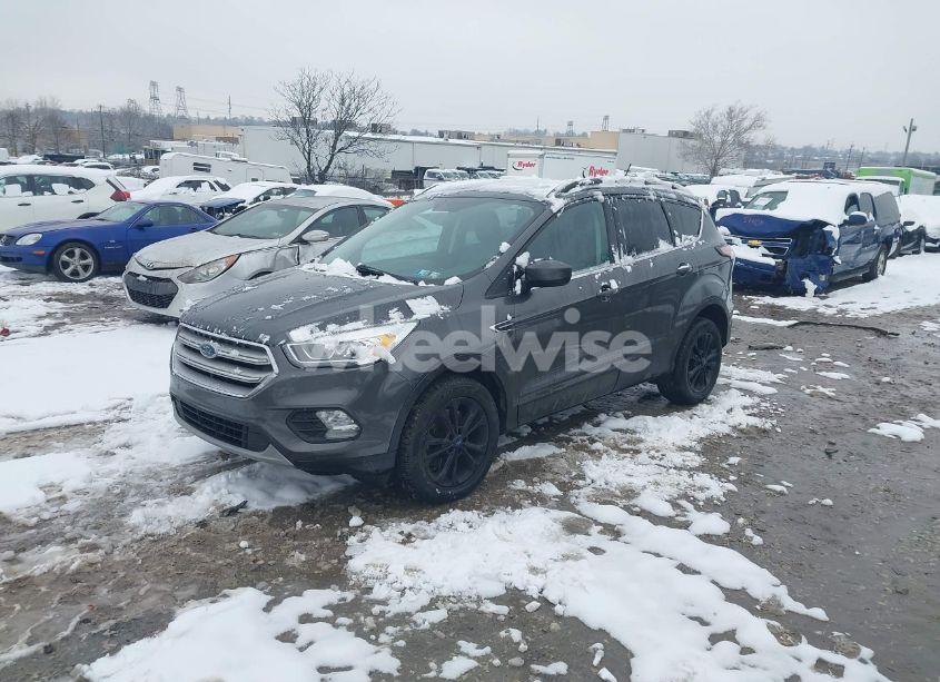 Photo 2 of 2018 Ford Escape SEL (VIN 1FMCU9HD3JUA33044)