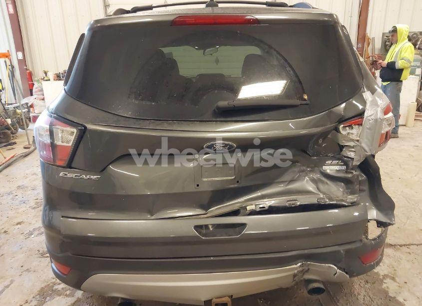 Photo 16 of 2018 Ford Escape SEL (VIN 1FMCU9HD3JUA62446)