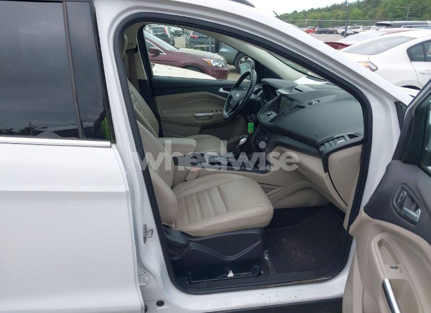 Photo 5 of 2018 Ford Escape SEL (VIN 1FMCU9HD3JUB33774)