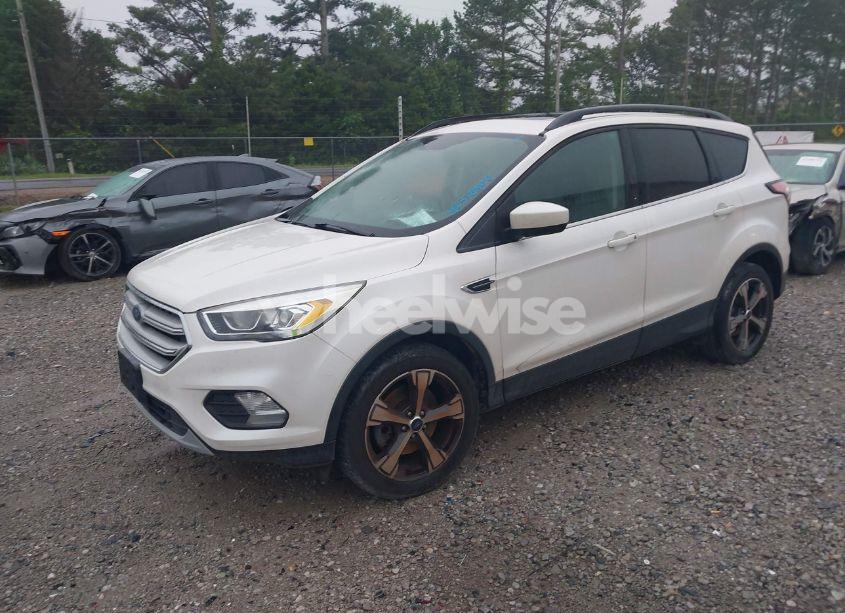 Photo 2 of 2018 Ford Escape SEL (VIN 1FMCU9HD3JUB78696)