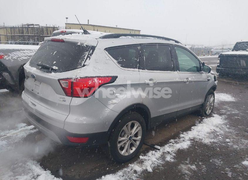 Photo 4 of 2019 Ford Escape SEL (VIN 1FMCU9HD3KUA96999)