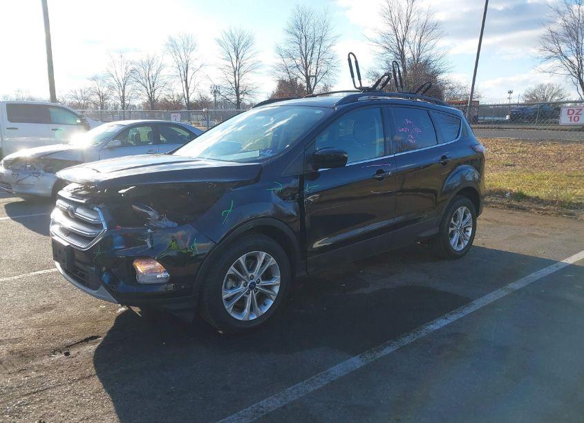 Photo 2 of 2018 Ford Escape SEL (VIN 1FMCU9HD4JUA06225)