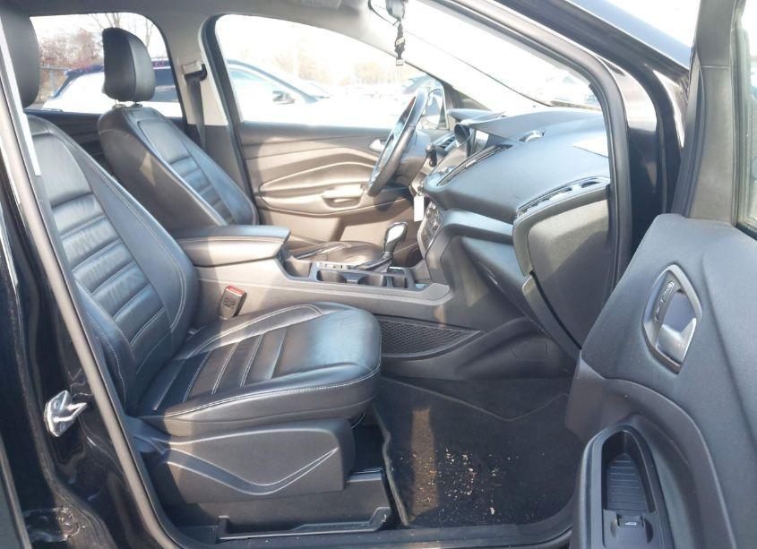 Photo 5 of 2018 Ford Escape SEL (VIN 1FMCU9HD4JUA06225)