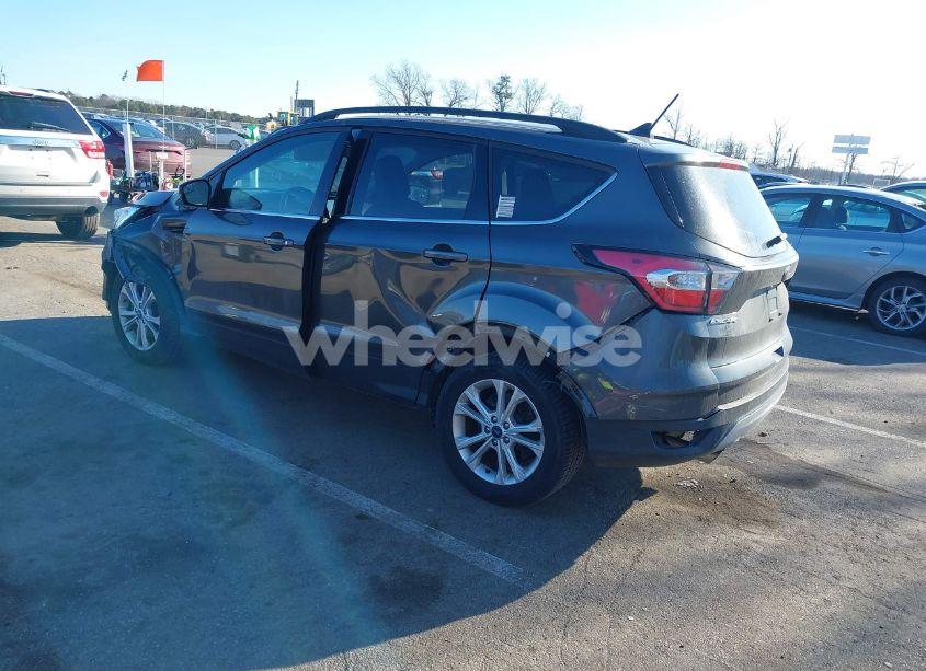 Photo 3 of 2018 Ford Escape SEL (VIN 1FMCU9HD4JUA88067)