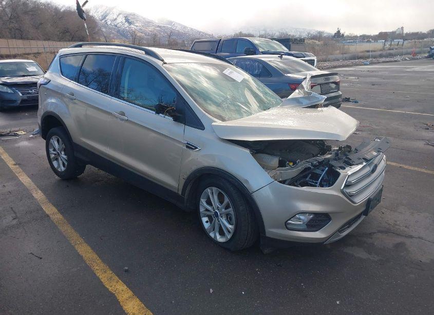 2018 Ford Escape SEL (VIN 1FMCU9HD4JUB52771) main photo