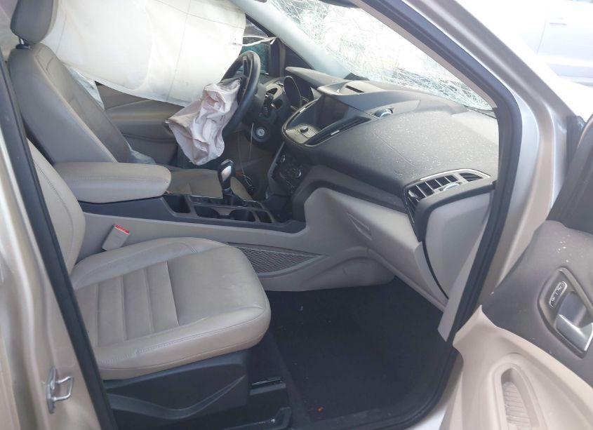 Photo 5 of 2018 Ford Escape SEL (VIN 1FMCU9HD4JUB52771)