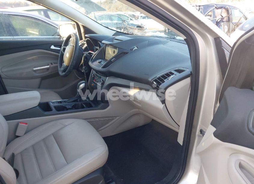 Photo 5 of 2018 Ford Escape SEL (VIN 1FMCU9HD4JUB74706)