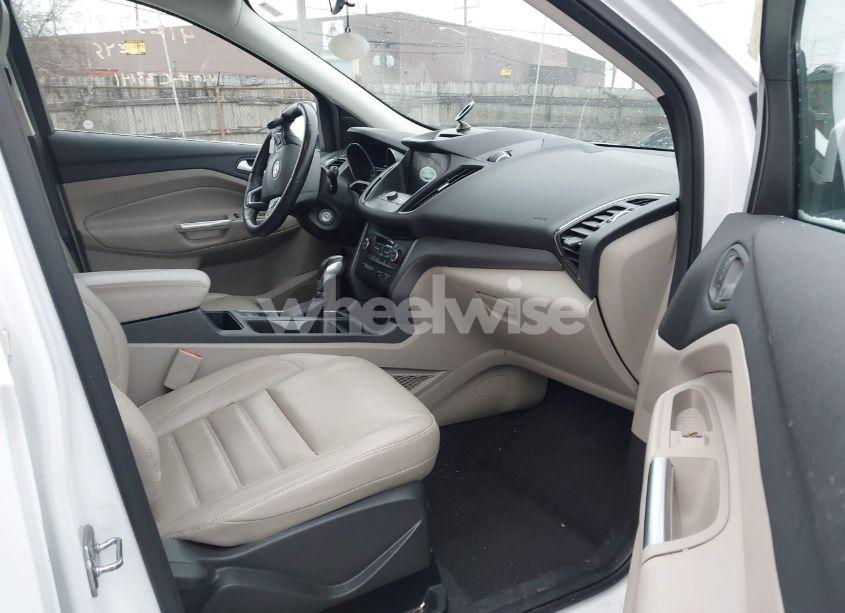 Photo 5 of 2018 Ford Escape SEL (VIN 1FMCU9HD4JUC33141)