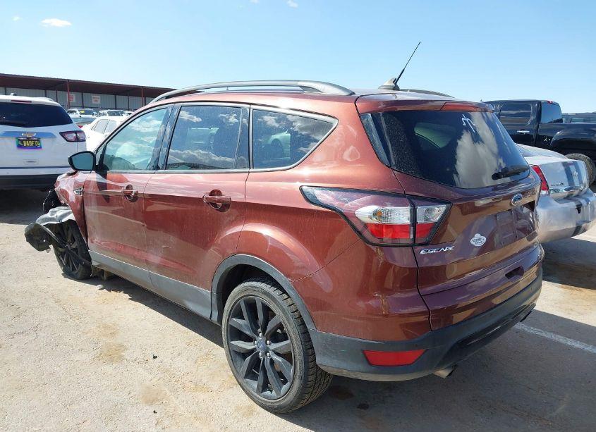 Photo 3 of 2018 Ford Escape SEL (VIN 1FMCU9HD4JUC35228)