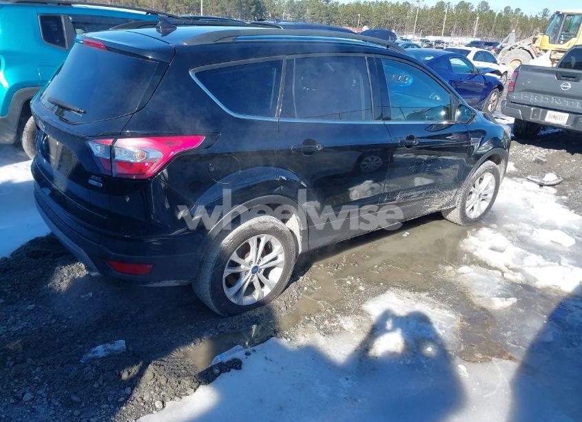 Photo 4 of 2018 Ford Escape SEL (VIN 1FMCU9HD4JUC66558)