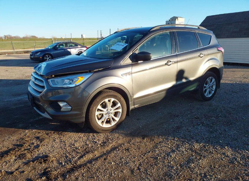 Photo 2 of 2018 Ford Escape SEL (VIN 1FMCU9HD4JUD48158)