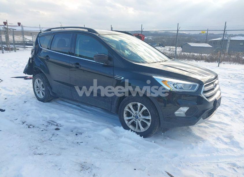 2019 Ford Escape SEL (VIN 1FMCU9HD4KUA23690) main photo