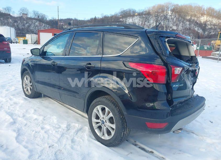 Photo 3 of 2019 Ford Escape SEL (VIN 1FMCU9HD4KUA23690)