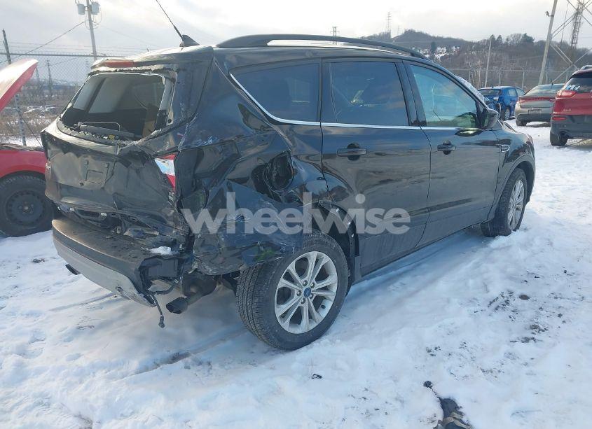 Photo 4 of 2019 Ford Escape SEL (VIN 1FMCU9HD4KUA23690)